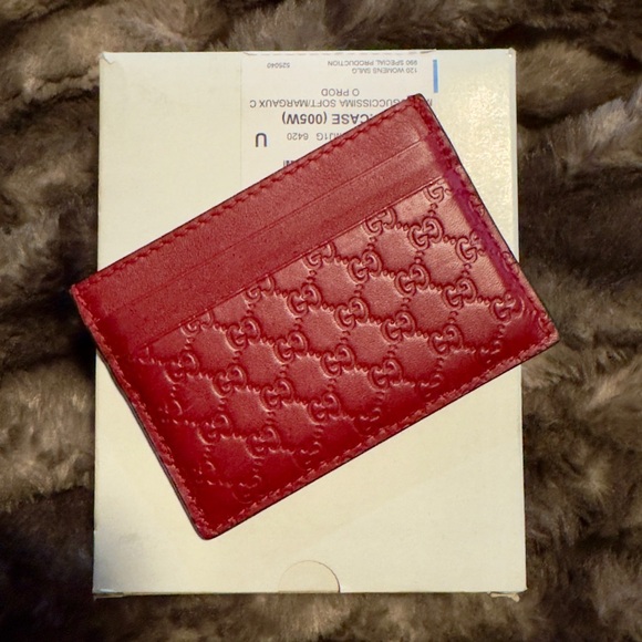 Authentic Gucci Microguccissima card holder - Picture 3 of 8